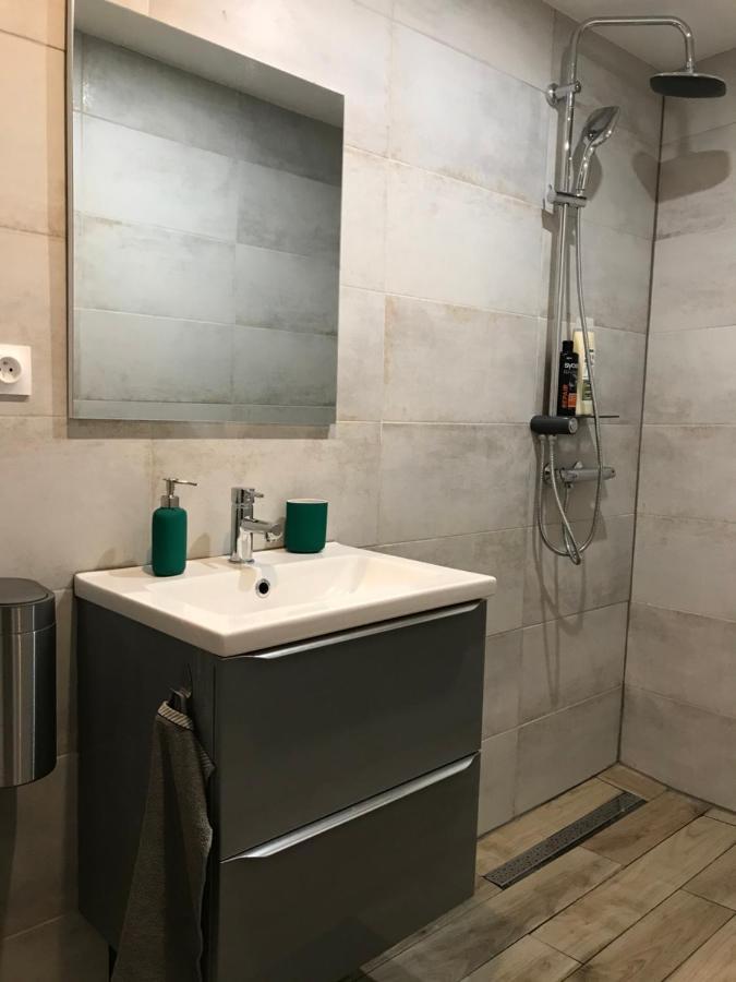 טולון Studio Port Moderne Hypercentre Lumineux Climatise מראה חיצוני תמונה